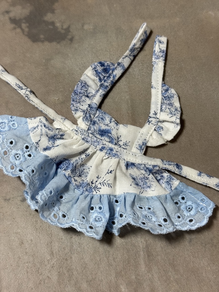 ロボ特化フリフリエプロン【S-11】