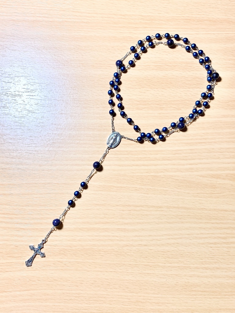 神秘の青のロザリオネックレス