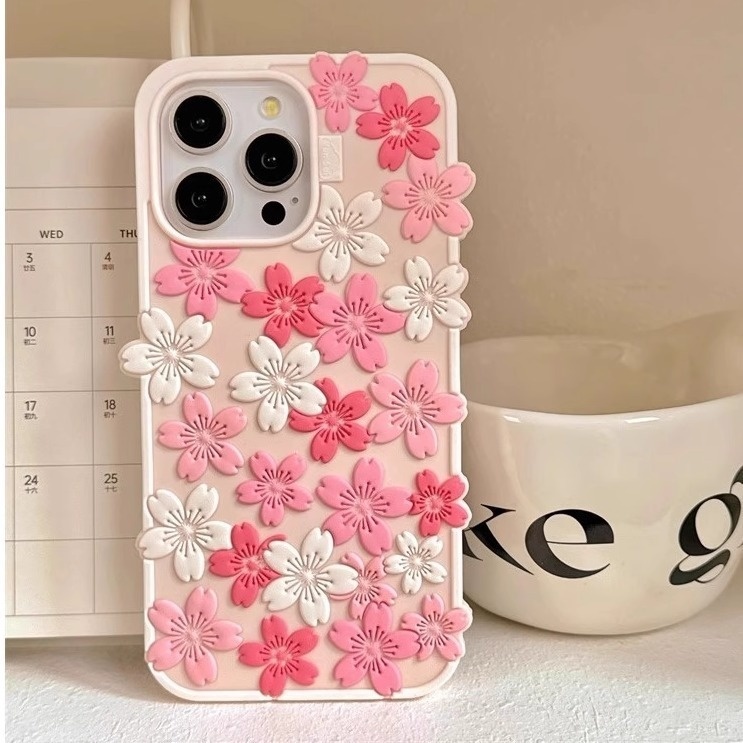 花柄のiPhoneケース