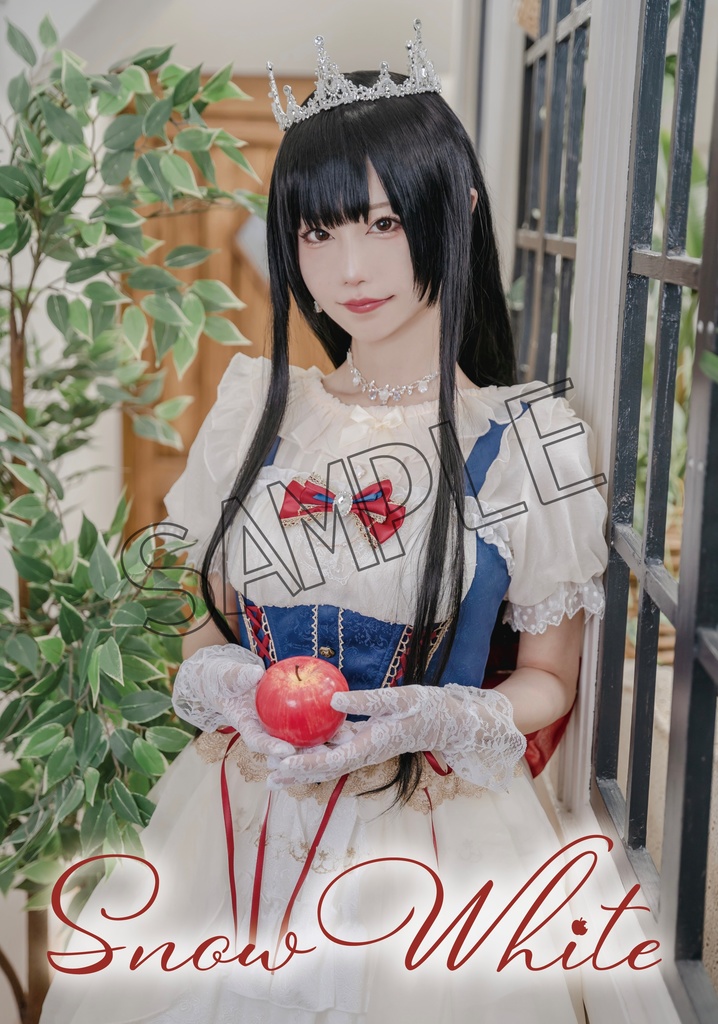 オリジナル写真集『Snow White』※11月中の注文でサイン付き
