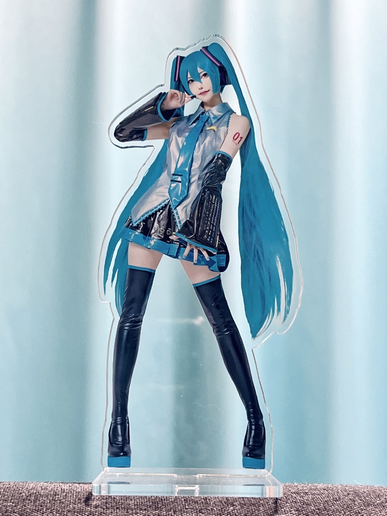 しらゆきミクアクリルスタンド