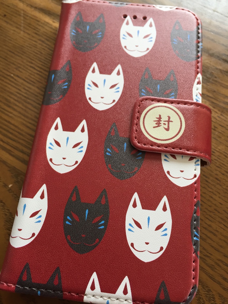 【iPhone用・赤】狐面パターン柄手帳型ケース