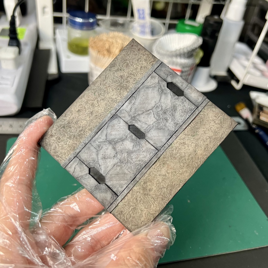 フィギュア用台座 1/6・1/7スケール 側溝 未塗装 ガレージキット