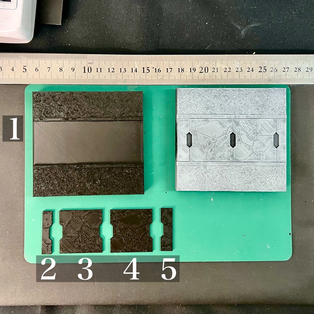 フィギュア用台座 1/6・1/7スケール 側溝 未塗装 ガレージキット