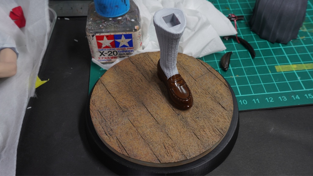 フィギュア用台座 1/6・1/7スケール 教室の床 未塗装 ガレージキット