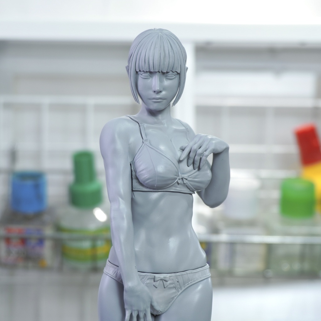 1/7スケール 未組み立てガレージキット「Small Sanctuary」