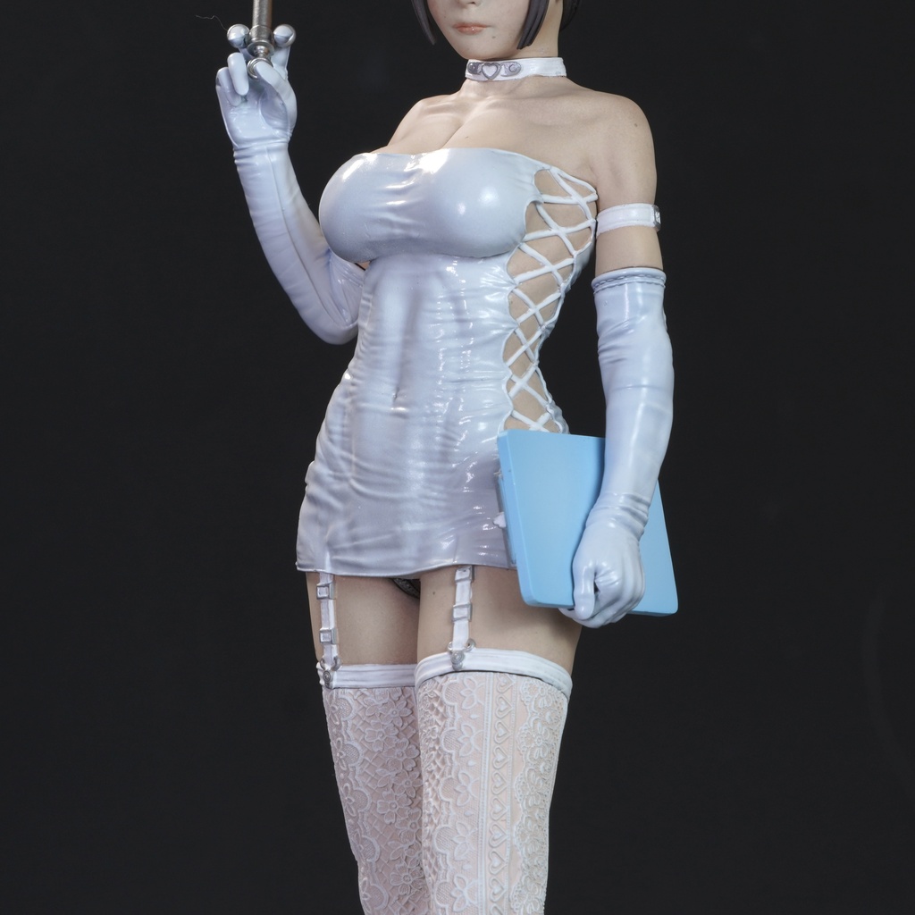 1/6スケール 未組み立てガレージキット「Needle Nurse」