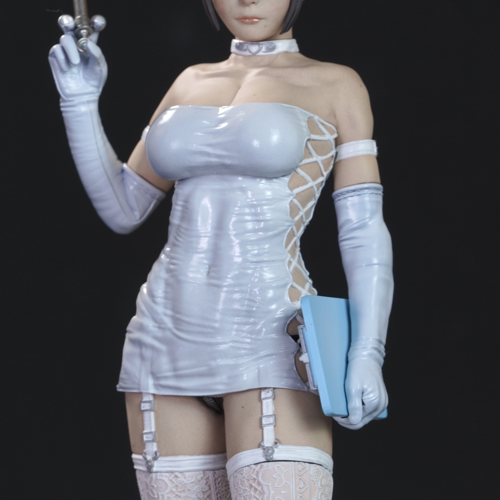 1/6スケール 未組み立てガレージキット「Needle Nurse」