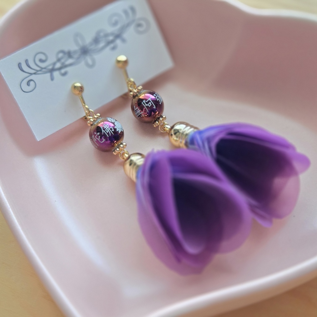 南無阿弥陀仏の花咲くイヤリング