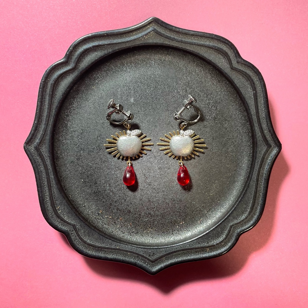 イヤリング「知恵の実」