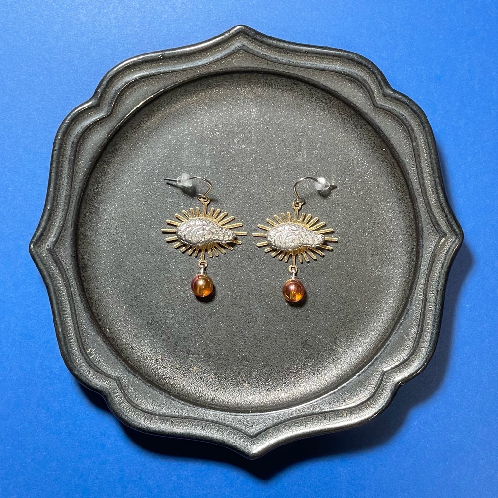 ピアス「しゃけイクラ」