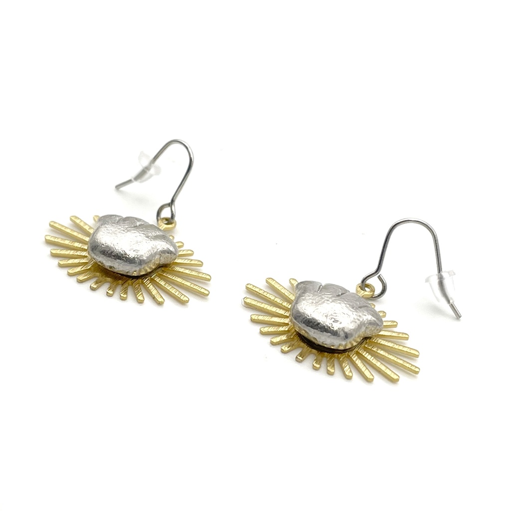 ピアス「ギョウザだいすき」