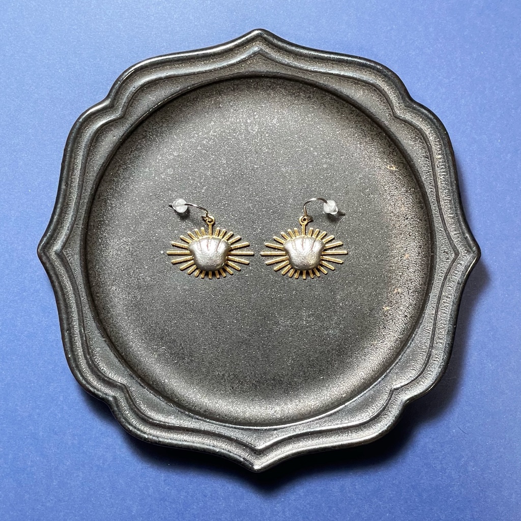 ピアス「ギョウザだいすき」