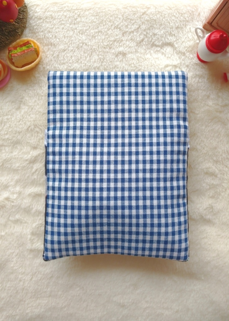 ポケット型おふとん(レトロファンシーなカバの親子)