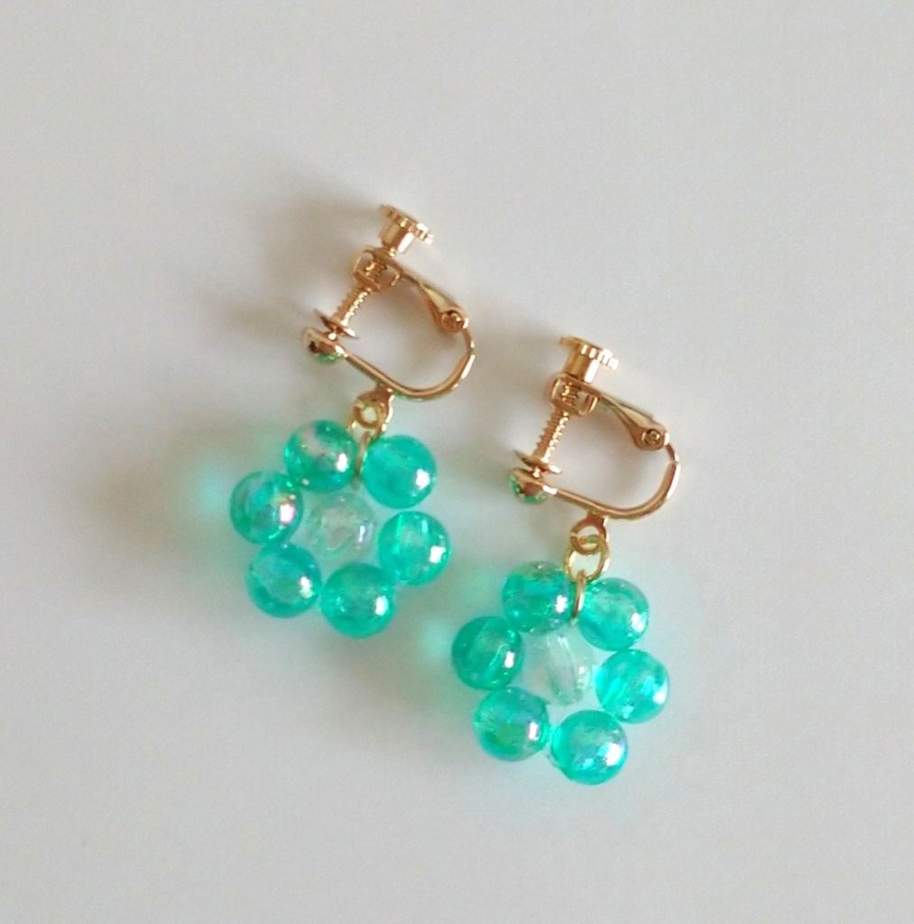 お花のイヤリング