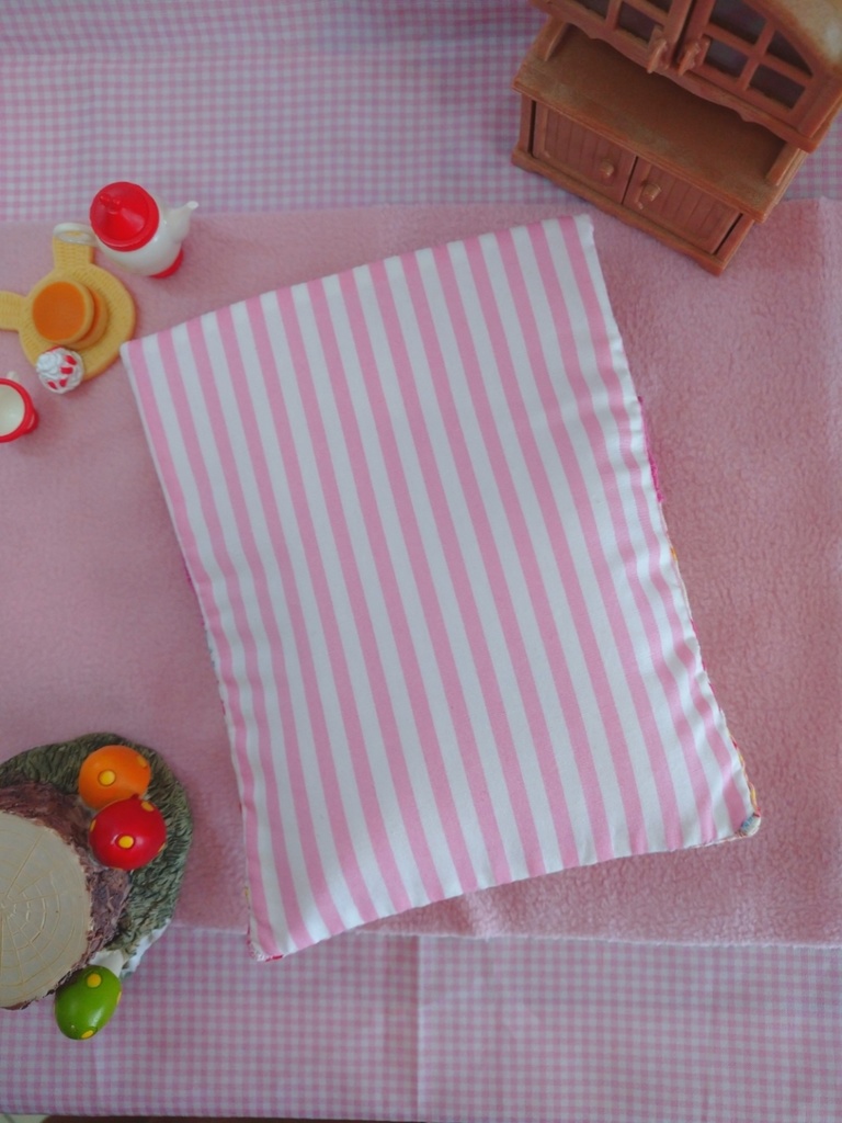 飾って遊べるポケット型おふとん(アニマル/ピンク)
