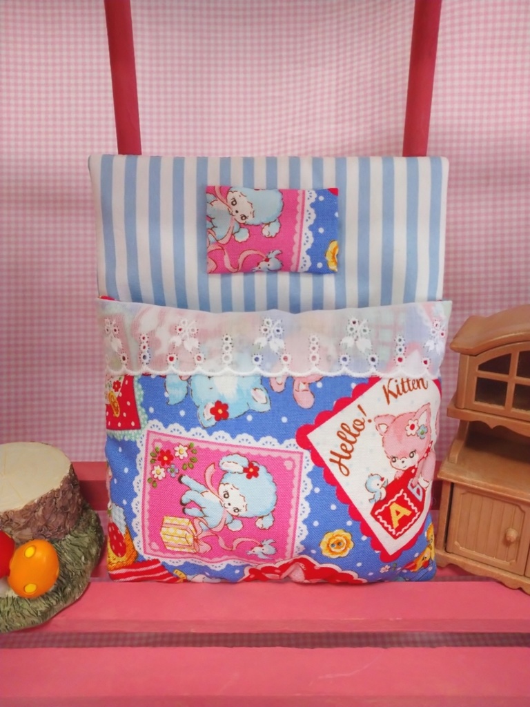 飾って遊べるポケット型おふとん(アニマル/ブルー)