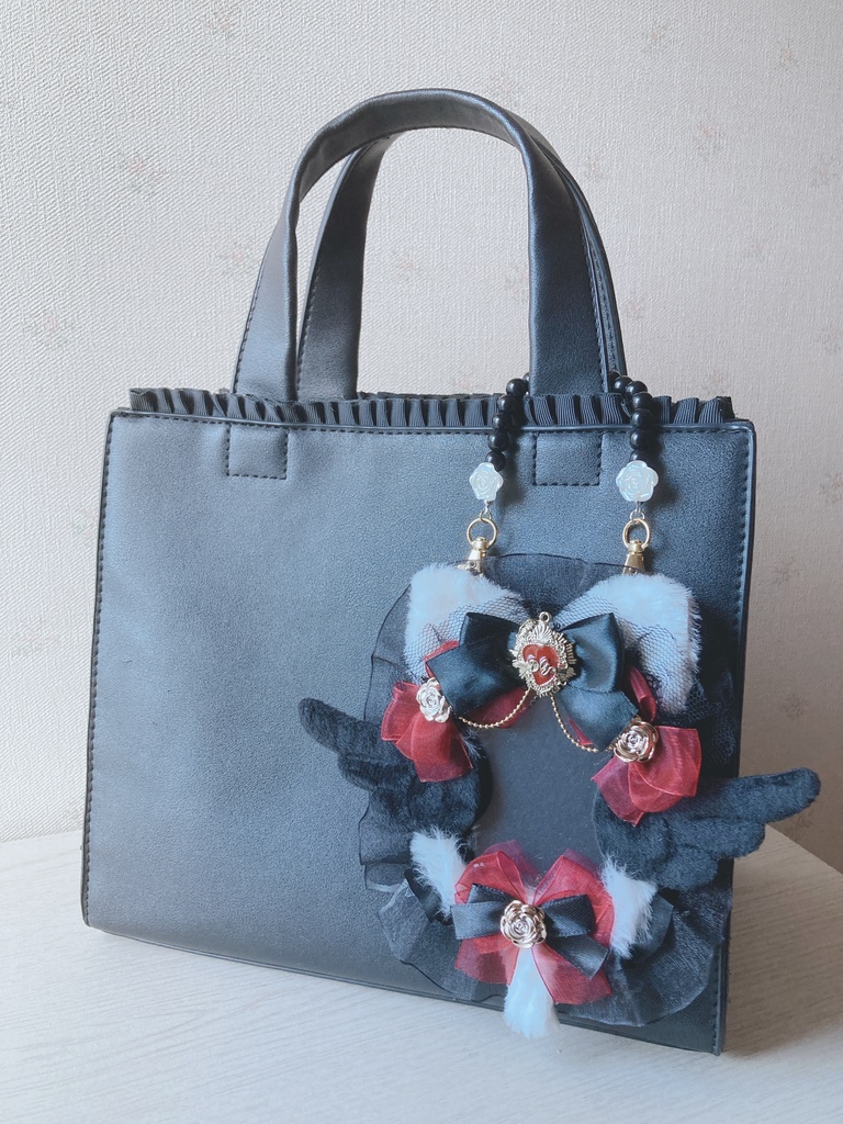 バッグチャーム付き トレカケース B8 トレカサイズ