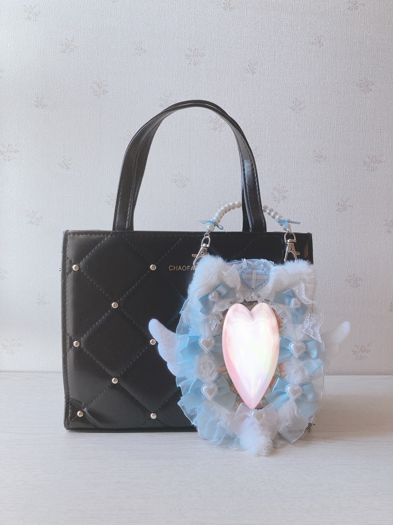 バッグチャーム付き トレカケース くま 垂れ耳 B7 ブロマイドサイズ