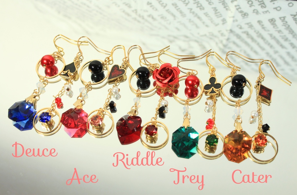 twst ハーツ寮生 ピアス/イヤリング