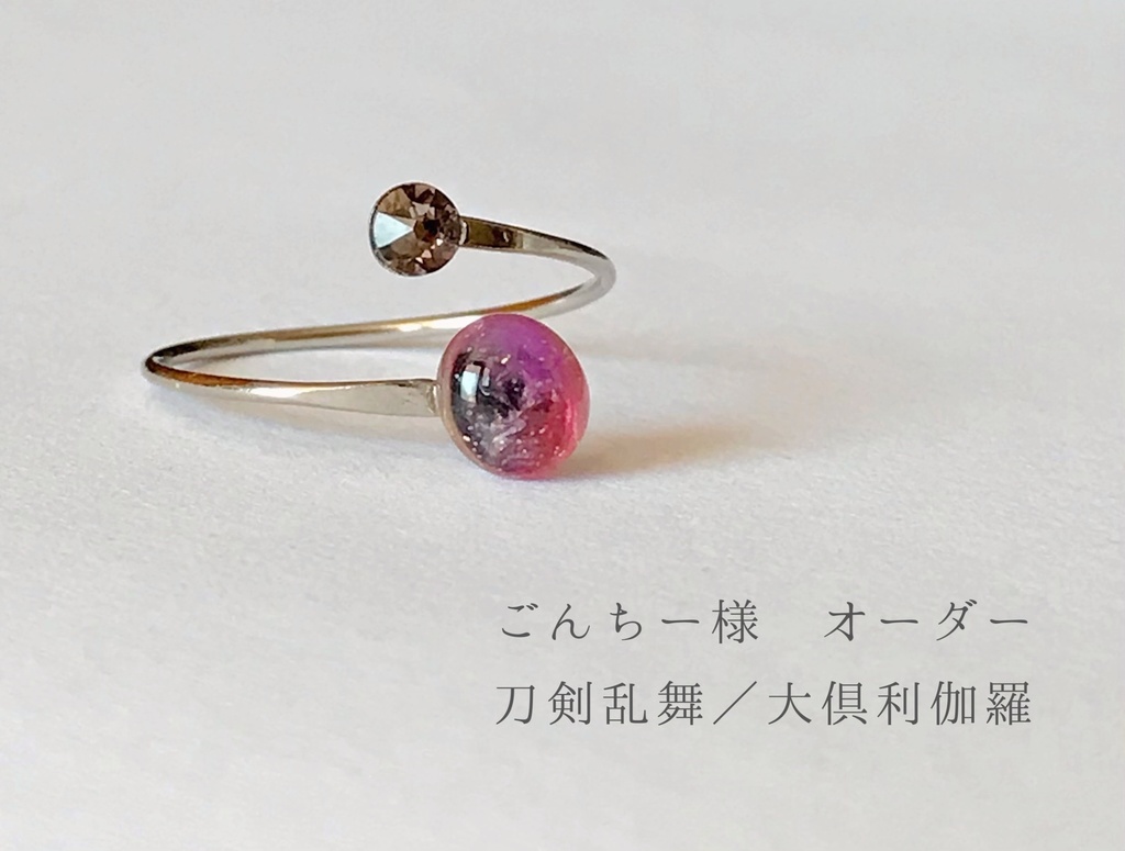 スワロ レジン石のフリーサイズリング オーダーカラー Mochikokko Booth