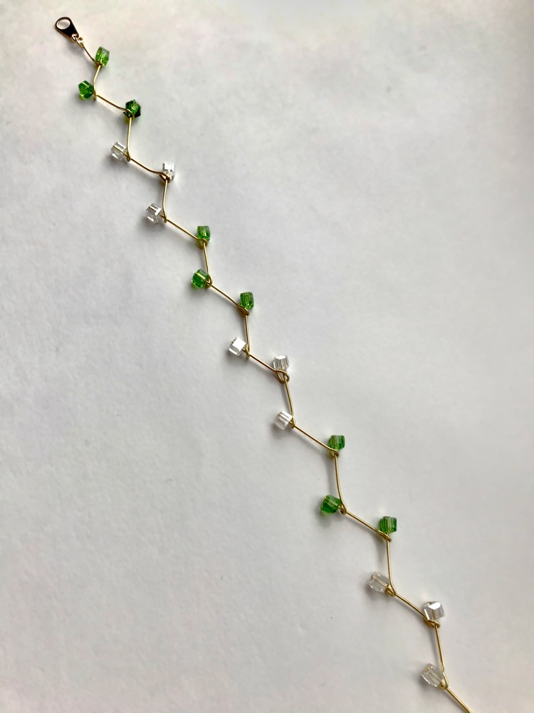 ビーズの小枝風ブレスレット