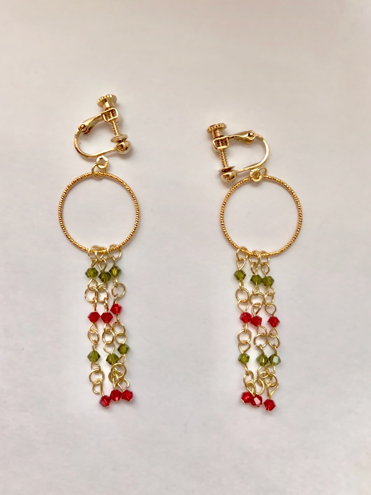 スワロフスキービーズのロングイヤリング