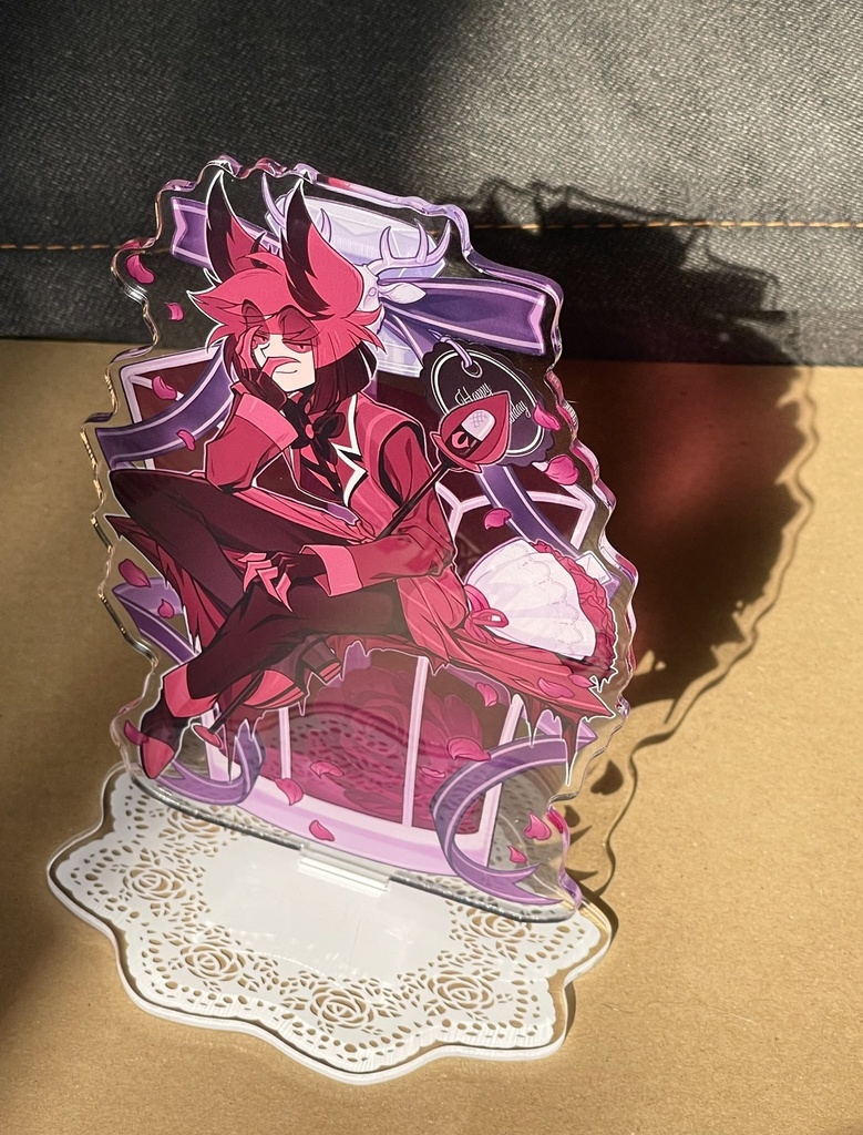 【HAZBIN HOTEL】アラスター 公式 アクリルスタンド Amazon.co.jp: ハズビンホテル アラスター アクリルスタンド