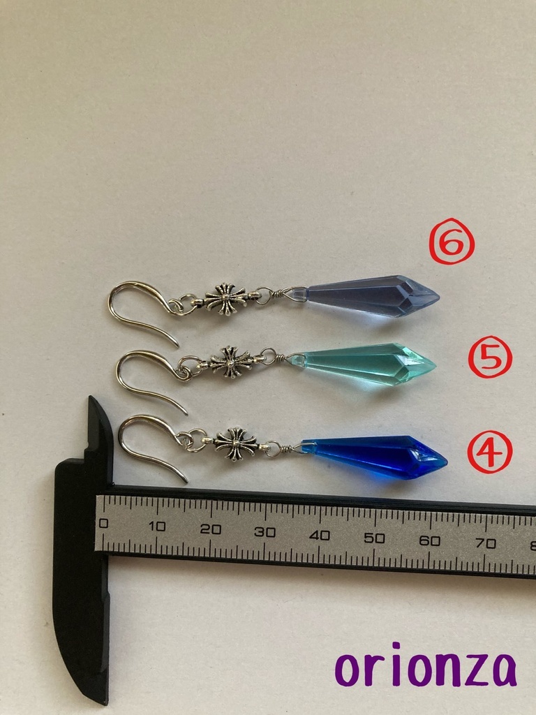 ペンデュラムピアス