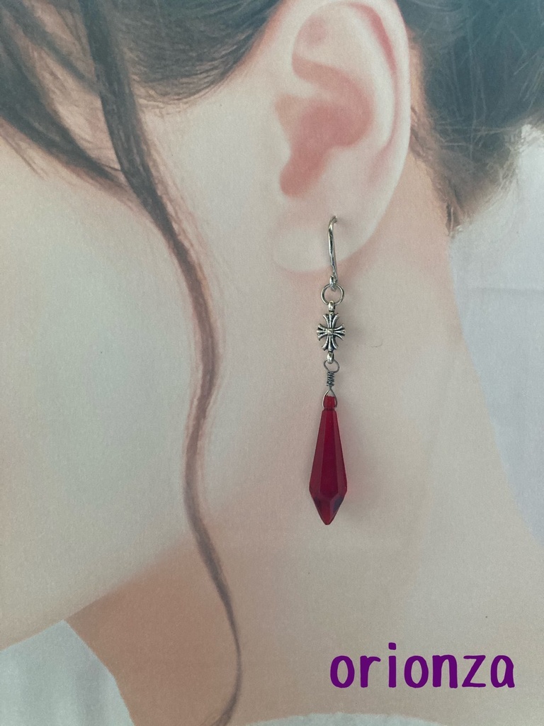 ペンデュラムピアス