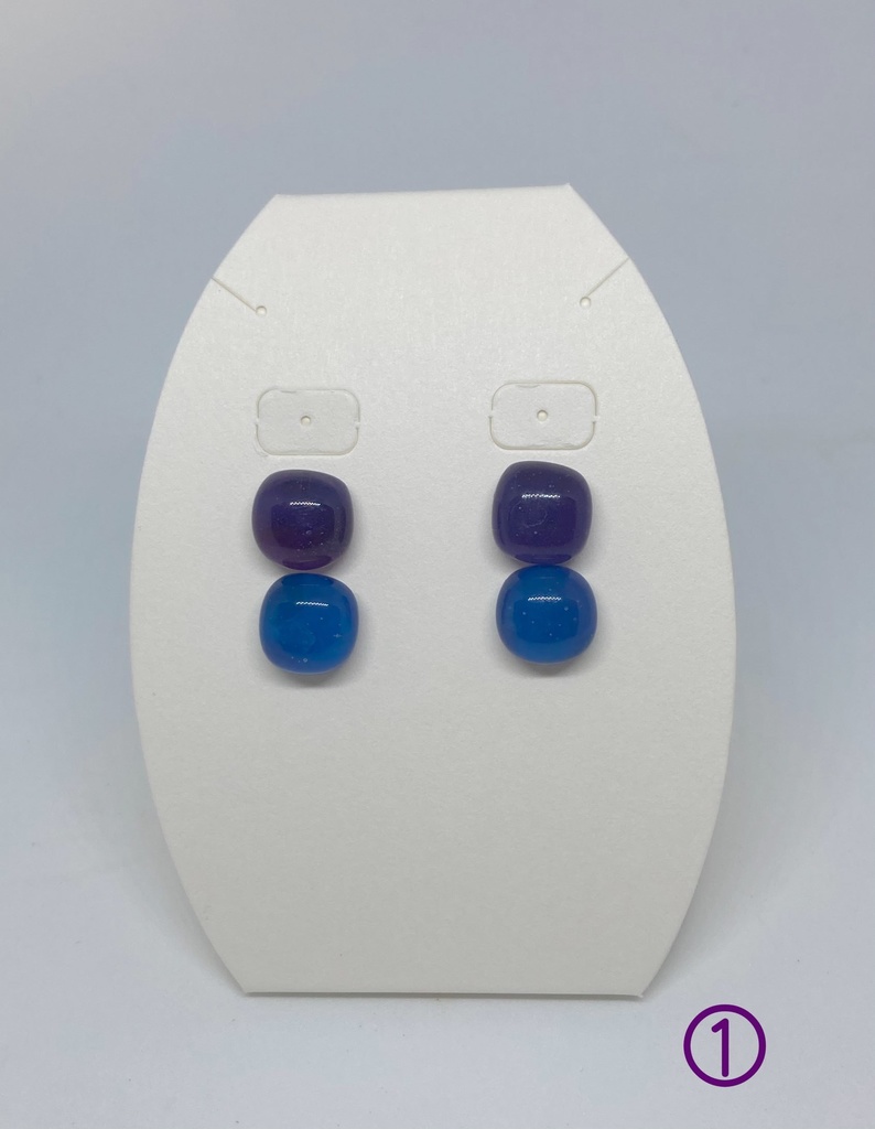 パープル系ガラスピアス