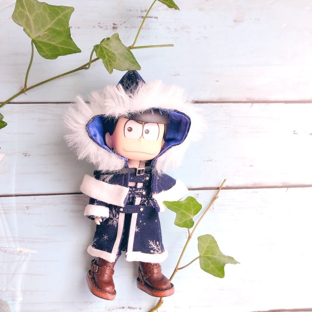 【🎄大人気の為再販】雪柄✖️紺❄️💙サンタコート2点セット オビツ11 ねんどろいどどーる兼用