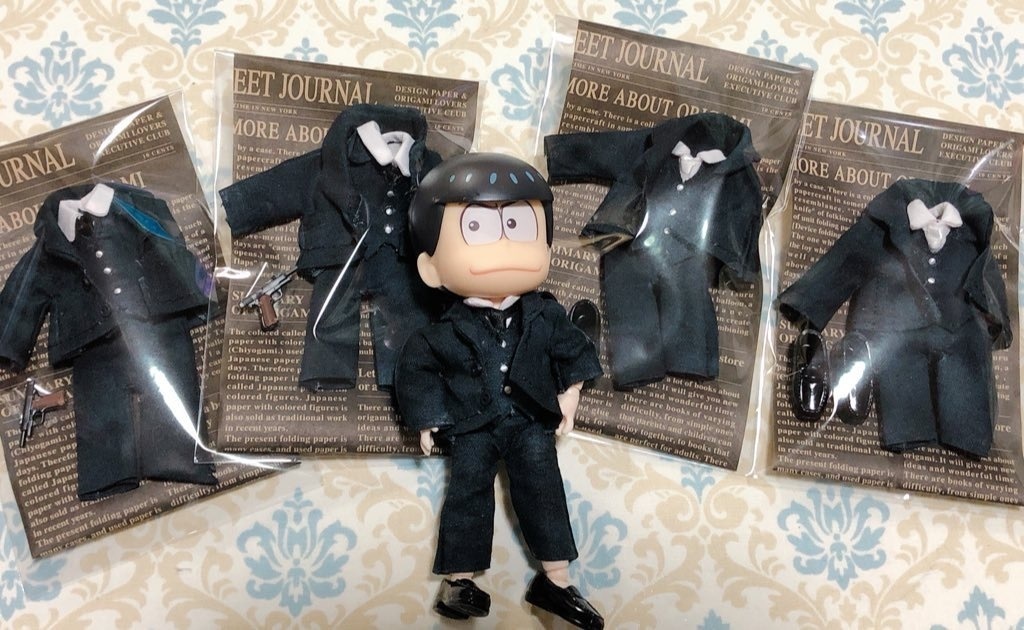 【🖤スーツ3点セット】かっこいい黒ネクタイ🖤黒スーツ3点セット 裏家業やマフィアにも オビツ11ねんどろいどどーる兼用