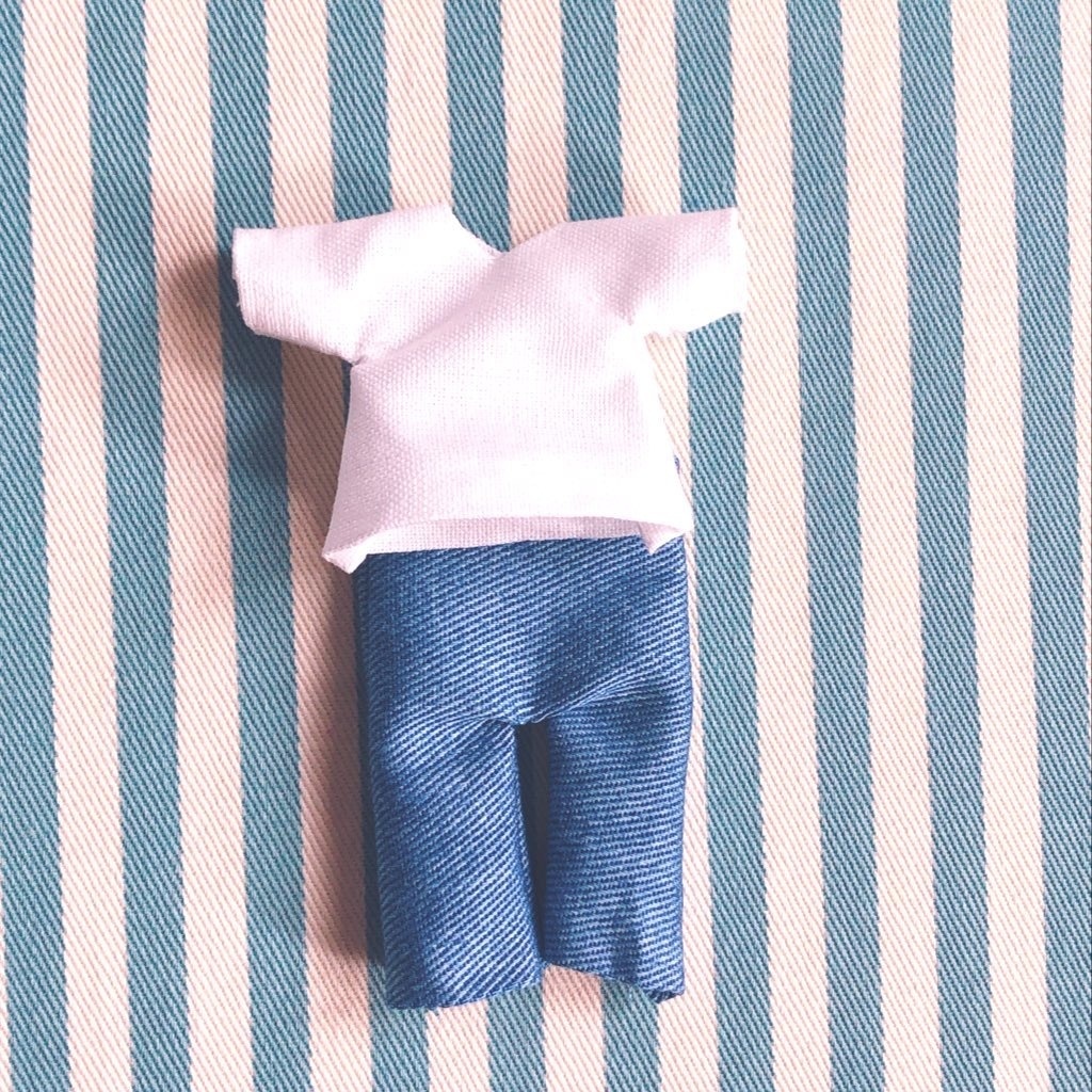 【2点セット】ホワイトTシャツデニムパンツ2点セット🍓オビツ11、ねんどろいどどーる兼用サイズ