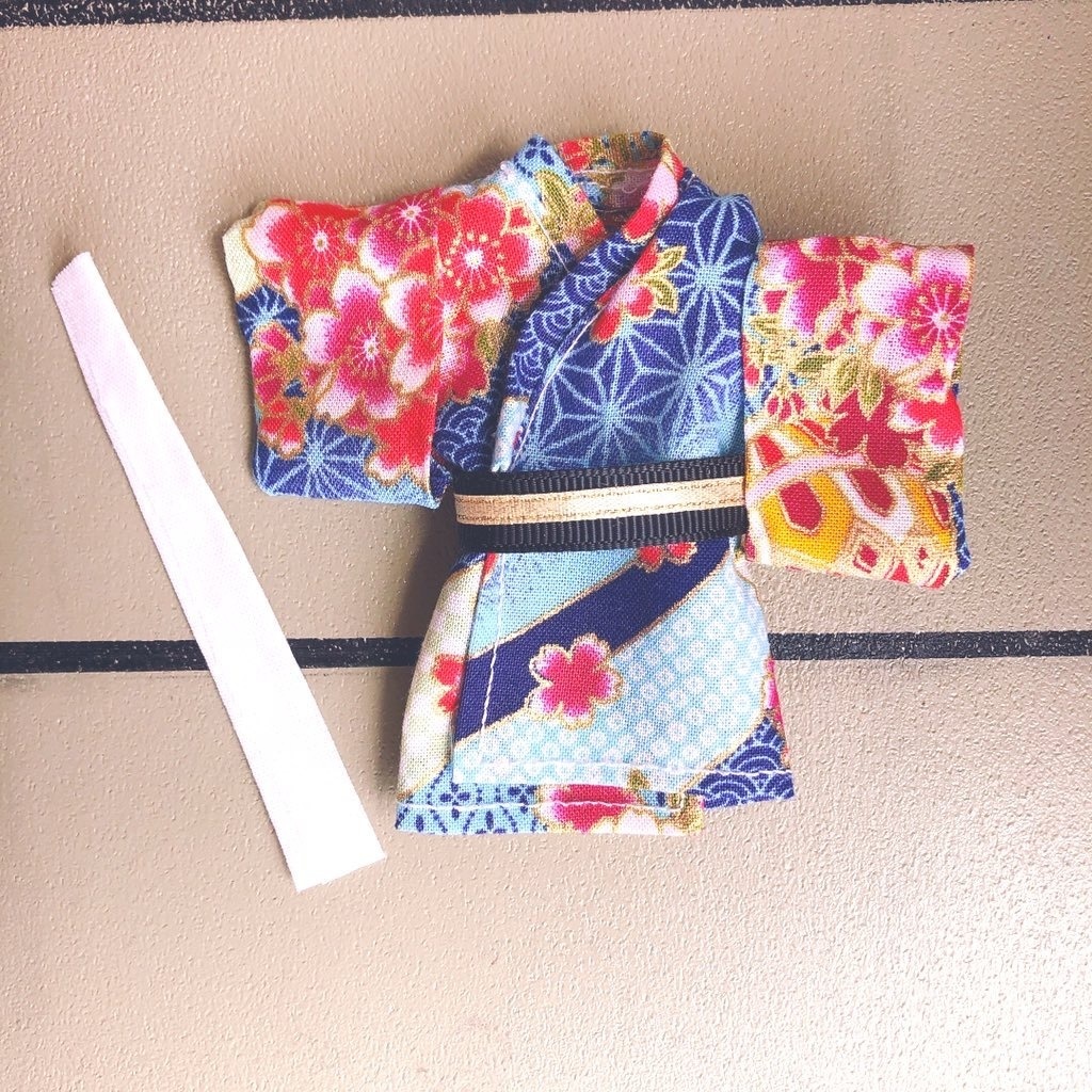 【浴衣・着物】🌸💙小桜いっばい華やかな浴衣着物3点セット⭐︎オビツ11 ねんどろいどどーる