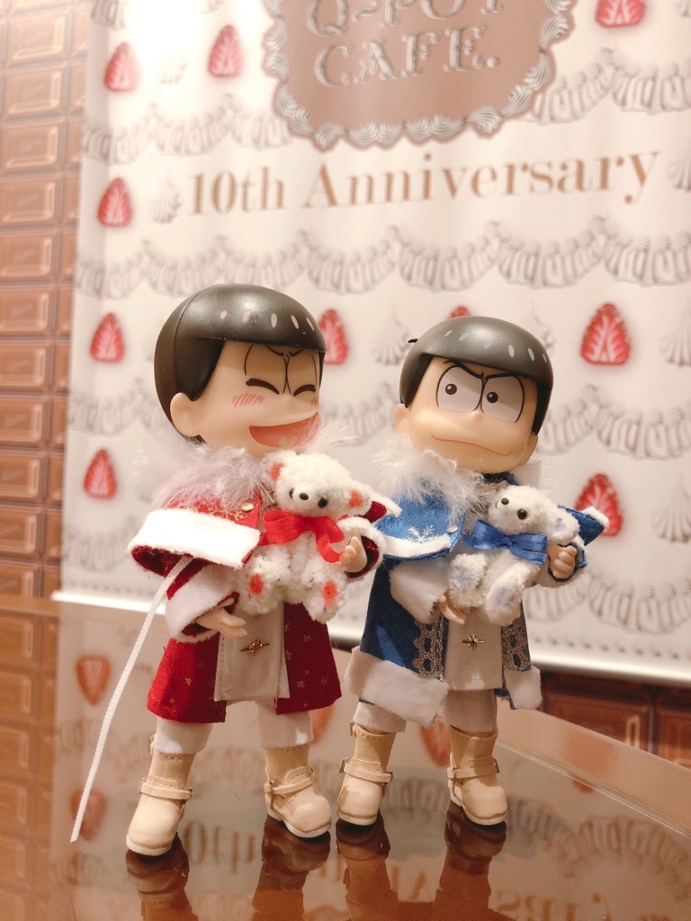 ❄️❤️雪柄が映えるキラキラコート上下2点セット⭐︎オビツ11ねんどろいどどーる兼用