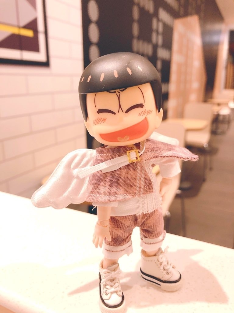 天使の羽付チェック柄ケープトップスパンツ上下3点セット⭐︎オビツ11ねんどろいどどーる兼用