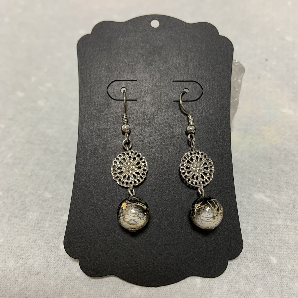 ハンドメイドピアス 3