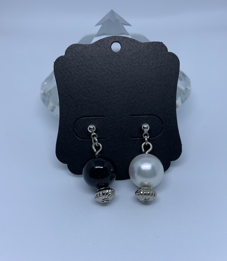 五条・夏油イメージピアス (大粒パール)