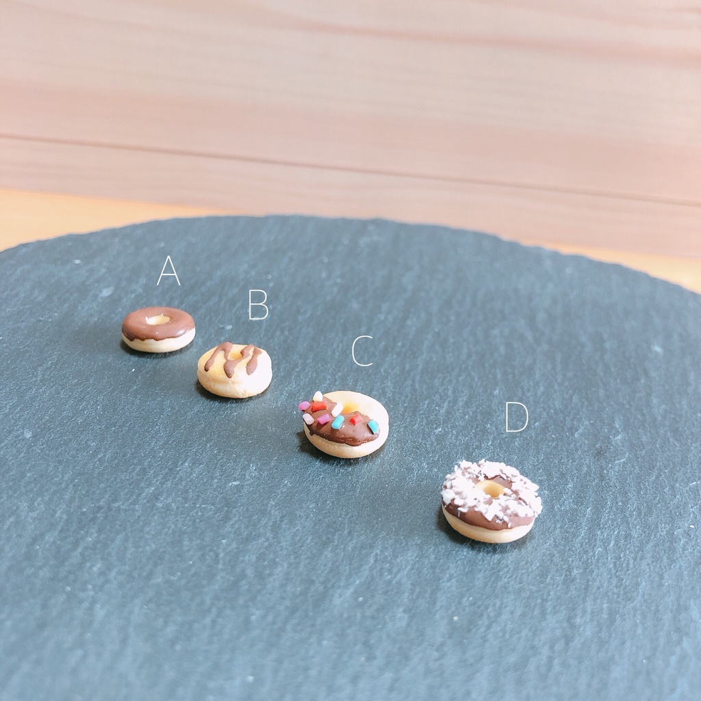 フェイクスイーツアクセサリー ドーナッツ