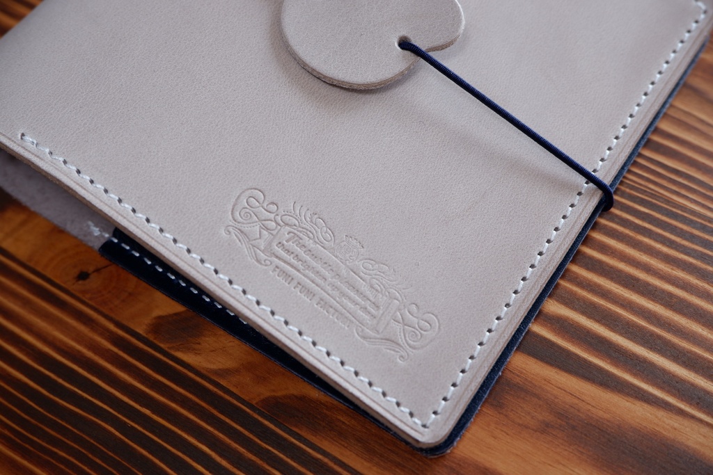 【M5スクエア】システム手帳:シビラ リスシオ