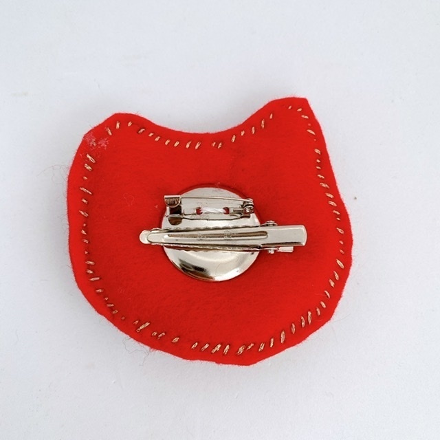 目ガ死ンデルブローチ:キジトラ