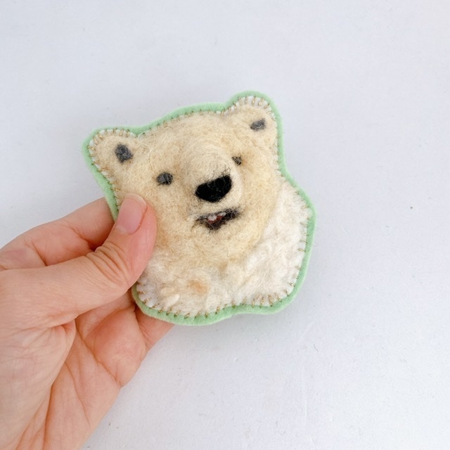 目ガ死ンデルブローチ:シロクマ