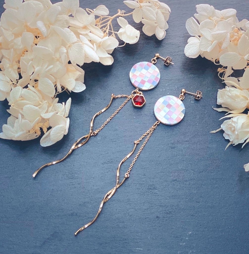 赤安モザイクタイルイヤリング・ピアス