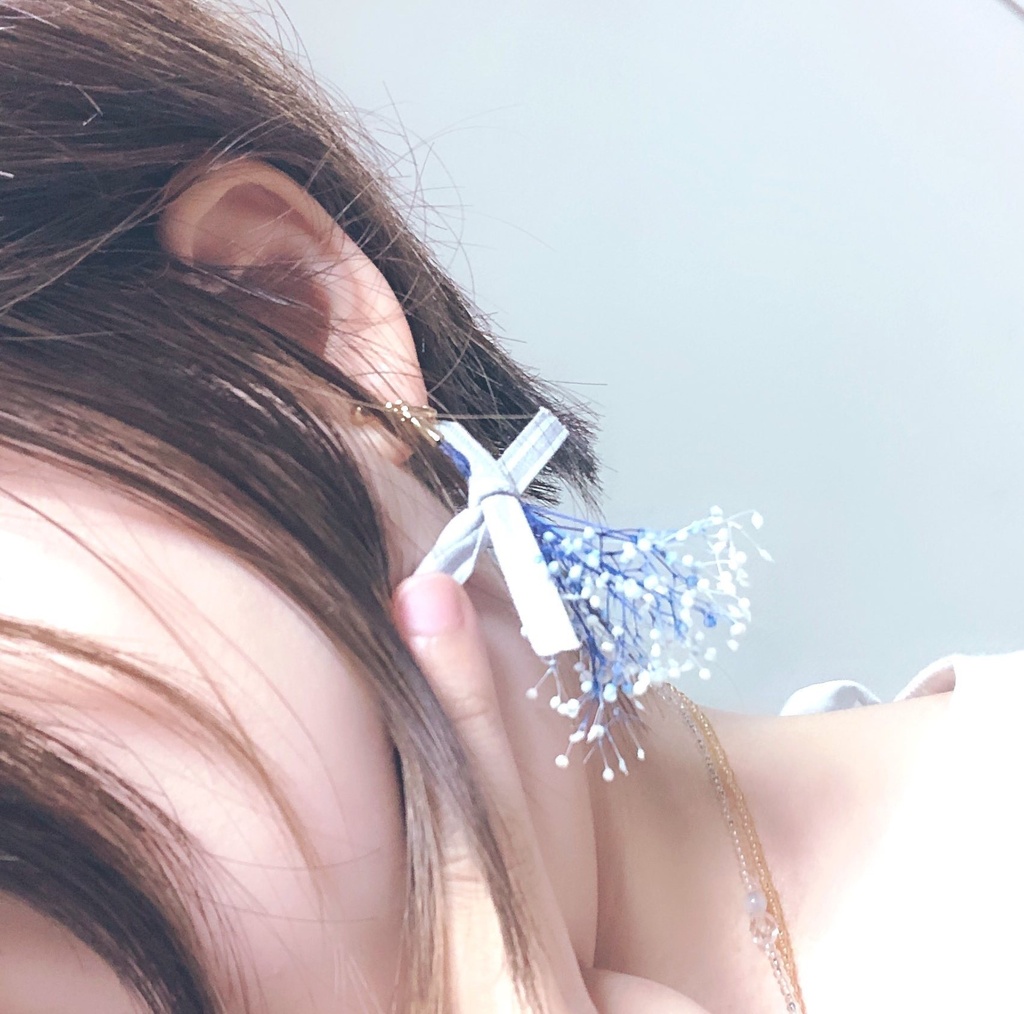 赤安カスミソウイヤリング・ピアス