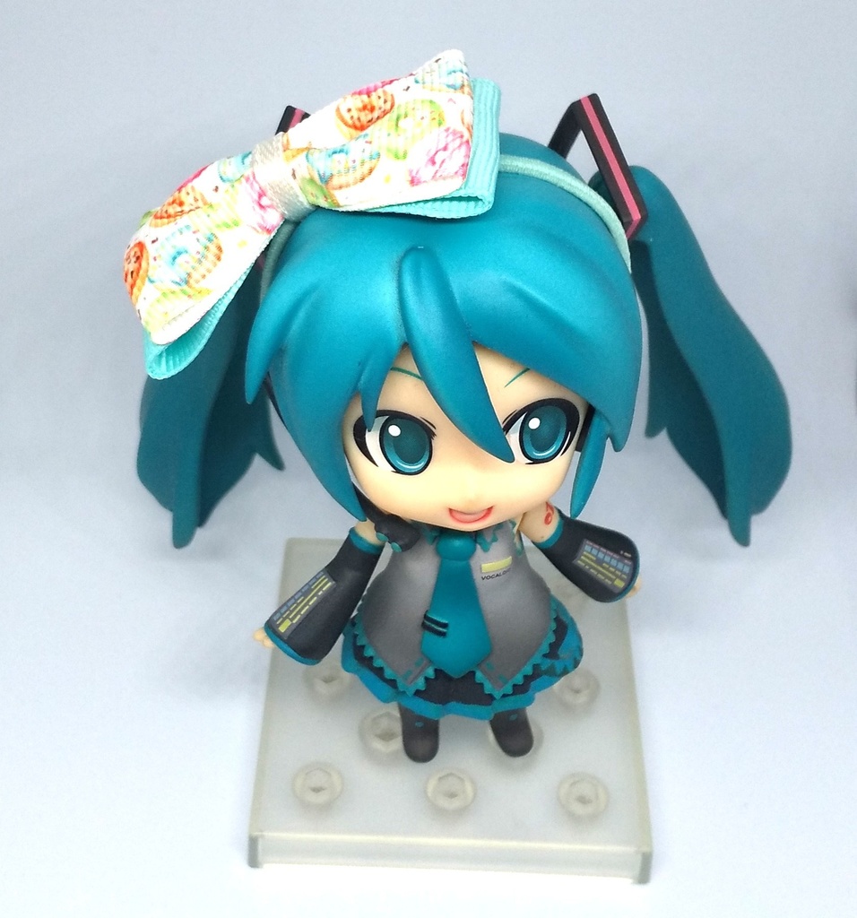 ドーナツ柄グリーンリボン【もちマス・ねんどろいど・ぬい 小物】