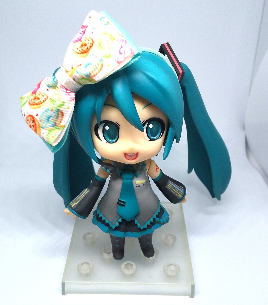 ドーナツ柄グリーンリボン【もちマス・ねんどろいど・ぬい 小物】