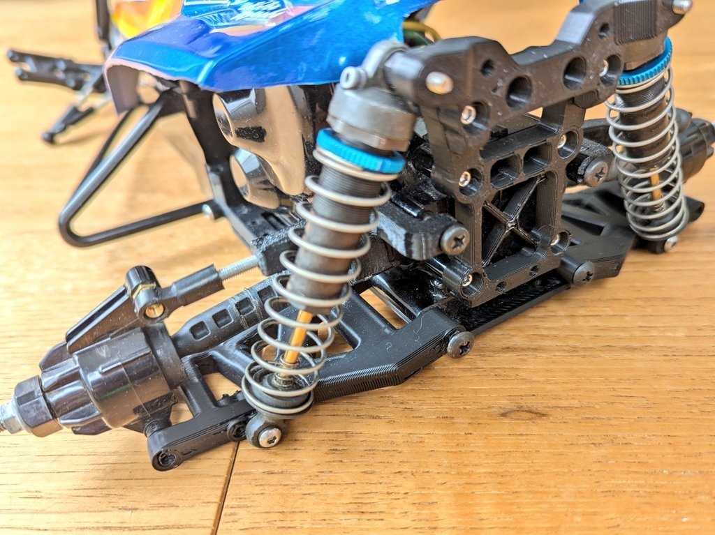 DT-02ギアボックス MID用リアサスアーム