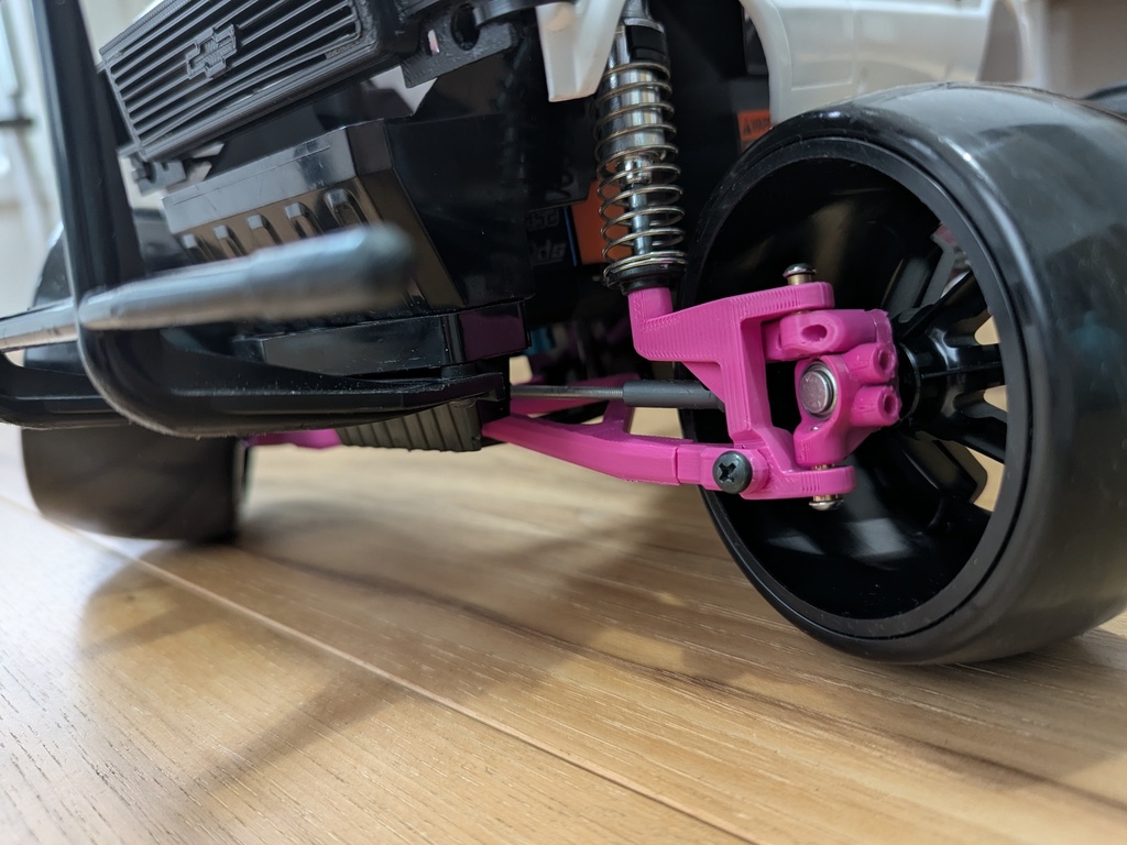 CW-01 フロントストラットサスペンションコンバージョンキット