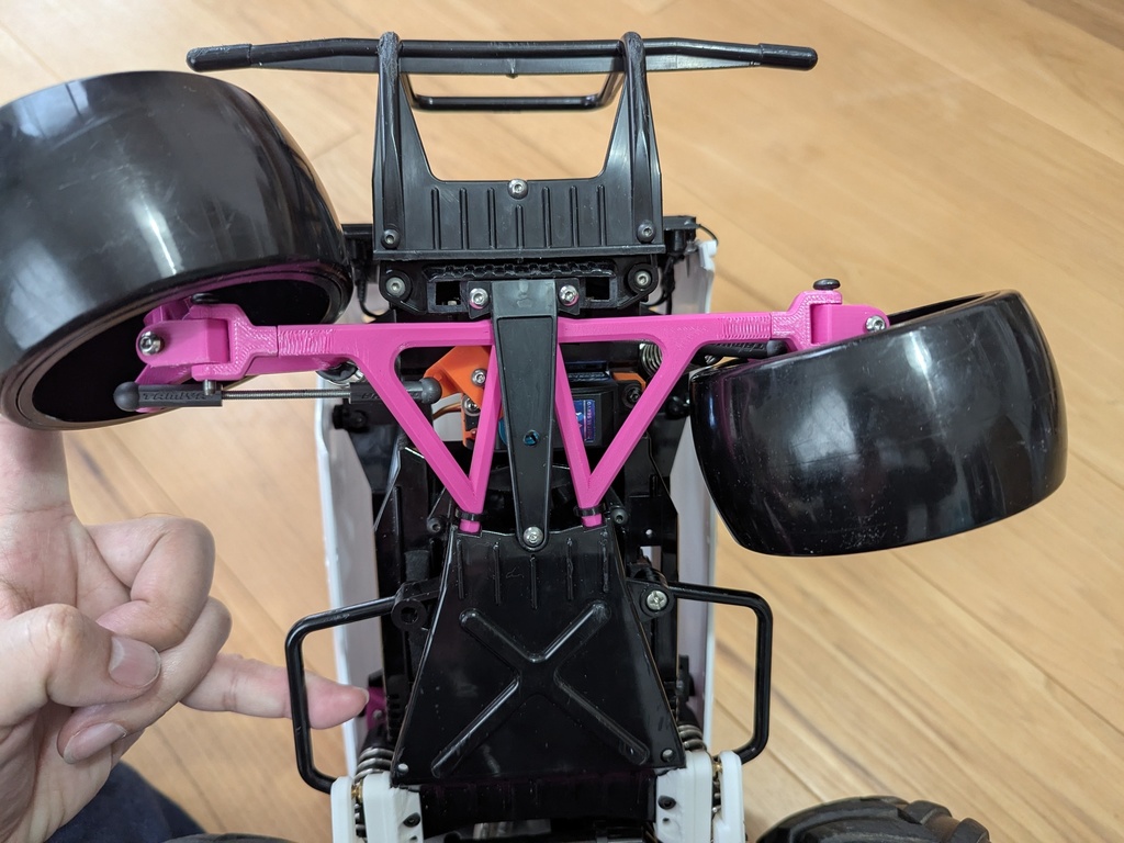 CW-01 フロントストラットサスペンションコンバージョンキット